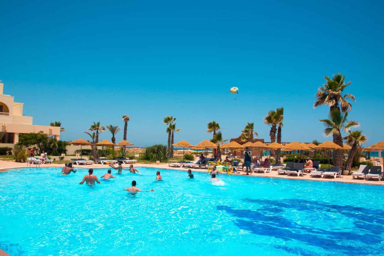Vincci Dar Midoun Hotel Mezraia Bagian luar foto