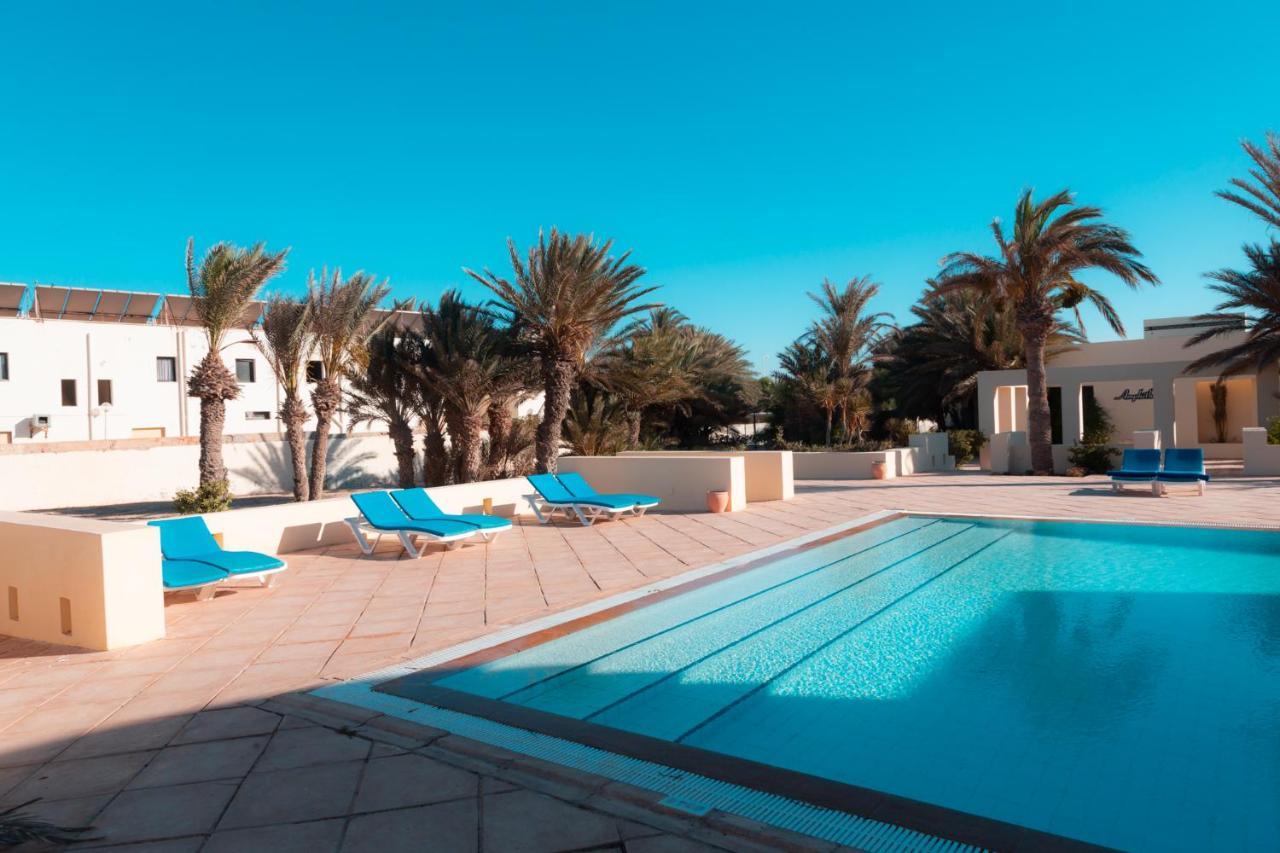Vincci Dar Midoun Hotel Mezraia Bagian luar foto